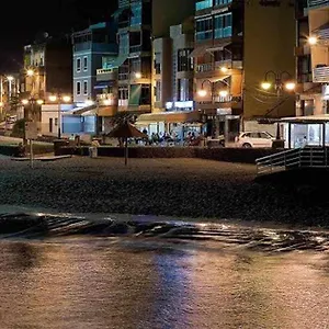 Primera Línea Con Preciosas Vistas Al Mar Melenara