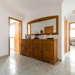 Lovely House In Gran Canaria Next To The Airport Melenara